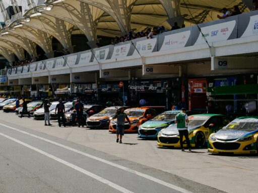 Zdjęcie do artykułu: Samochody sportowe w 2025 – najmocniejsze modele roku